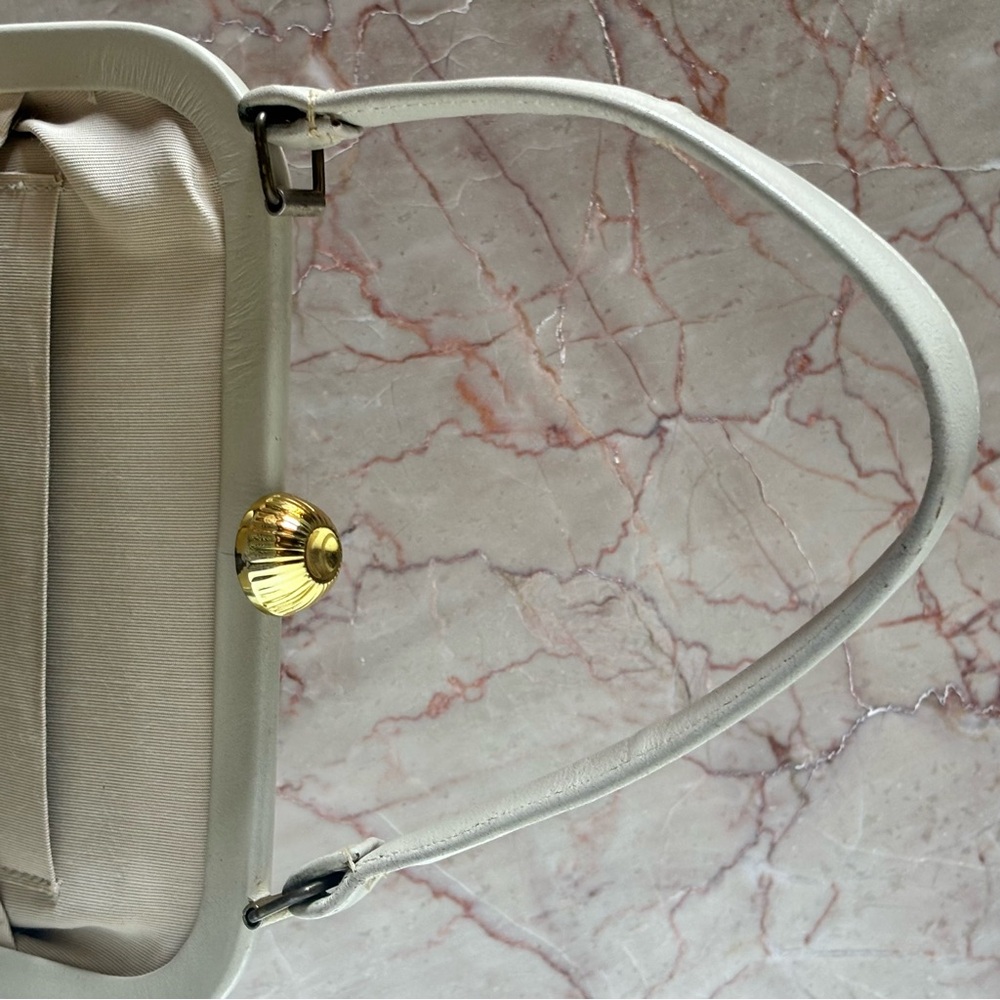 Vintage Leather Handbag With Gold Hardware - Picture 5 of 12